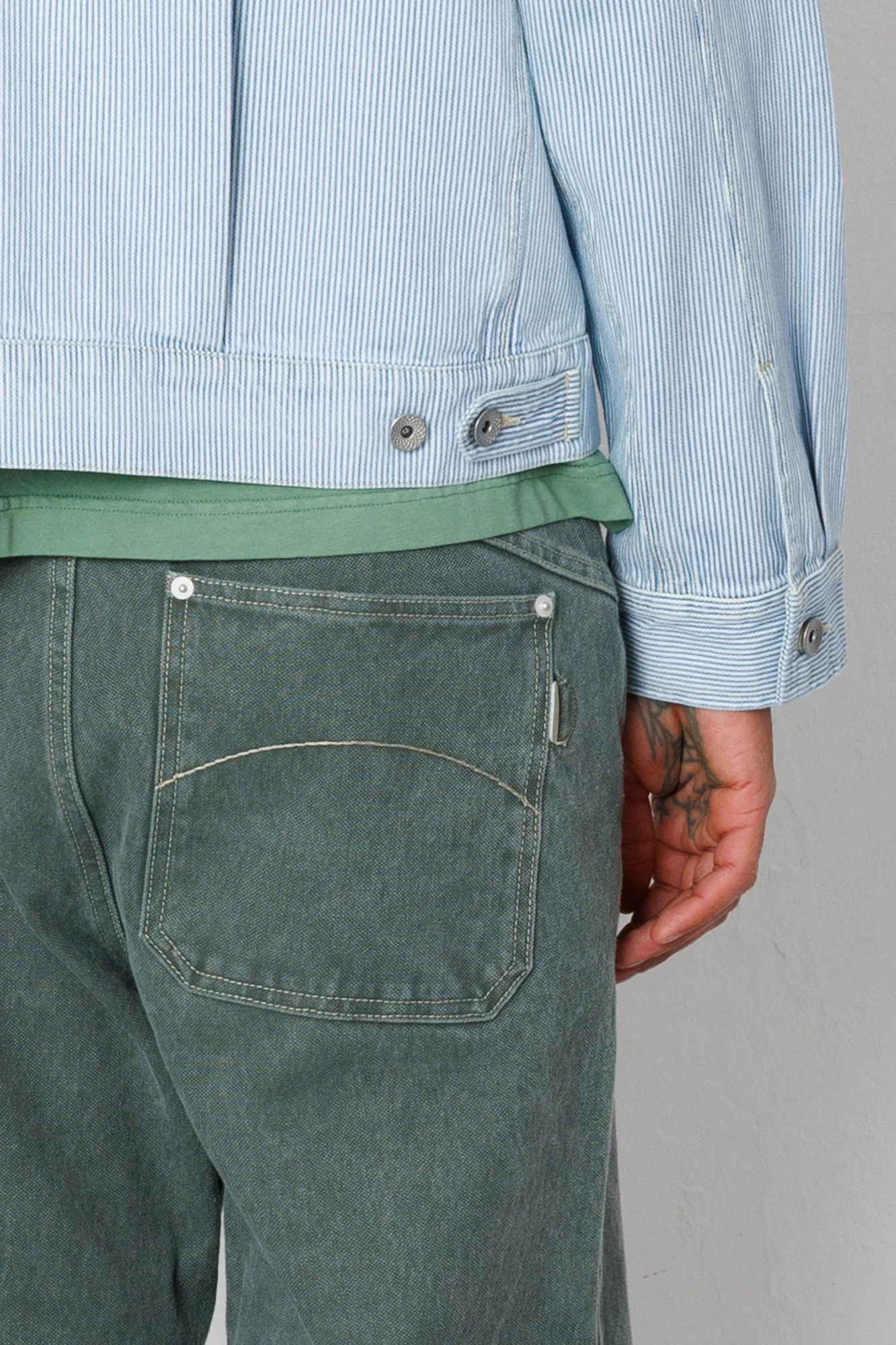 Barrel Leg Jean - Soft Green Canvas - Image 7