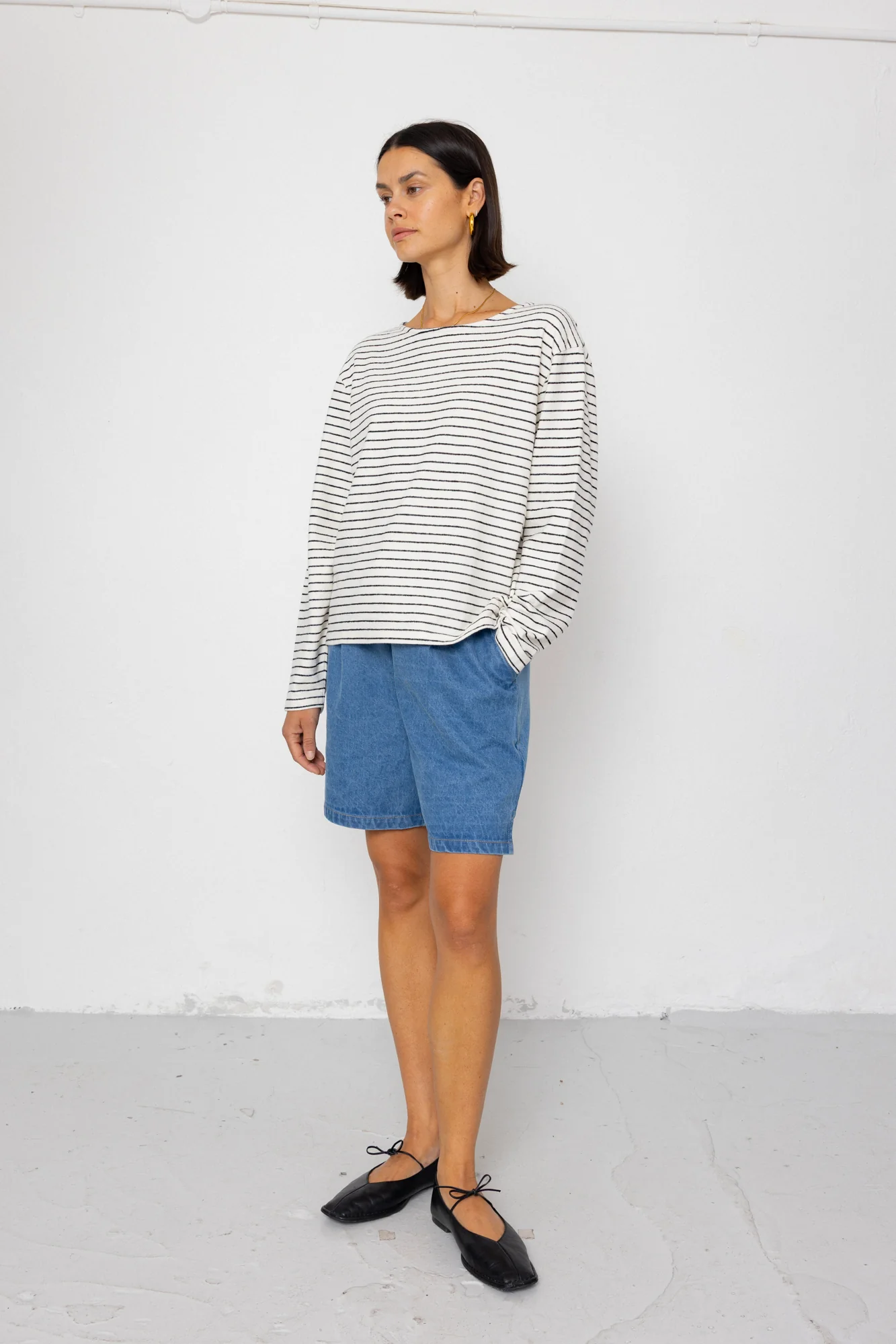Boat Neck T-Shirt - Ecru / Black - Image 6