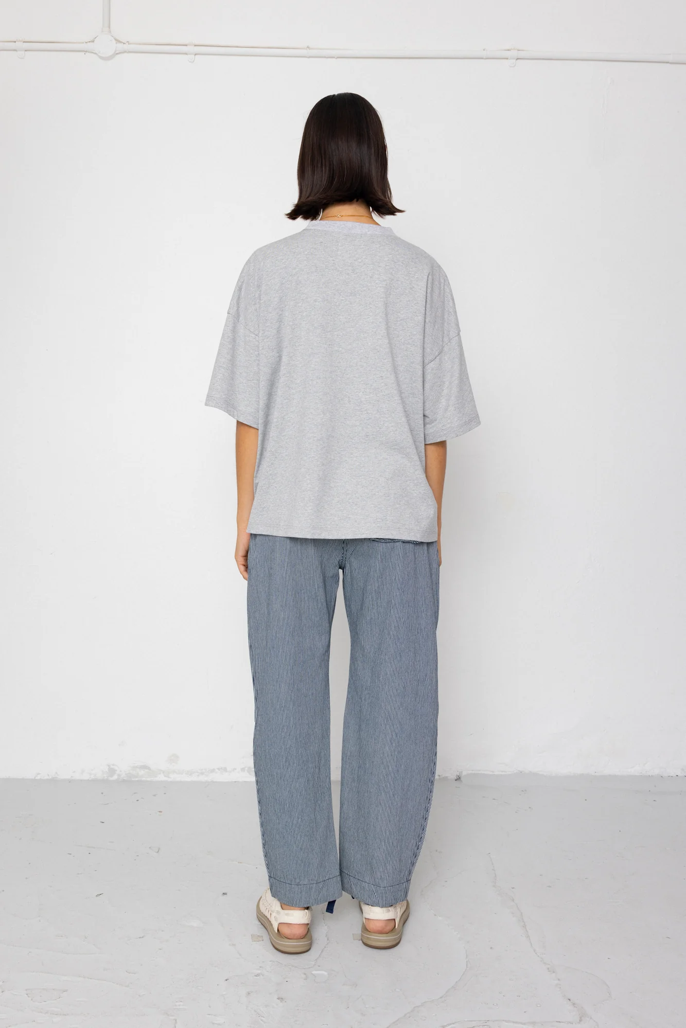 Boyfriend T-Shirt - Embroidered Grey Melange - Image 5