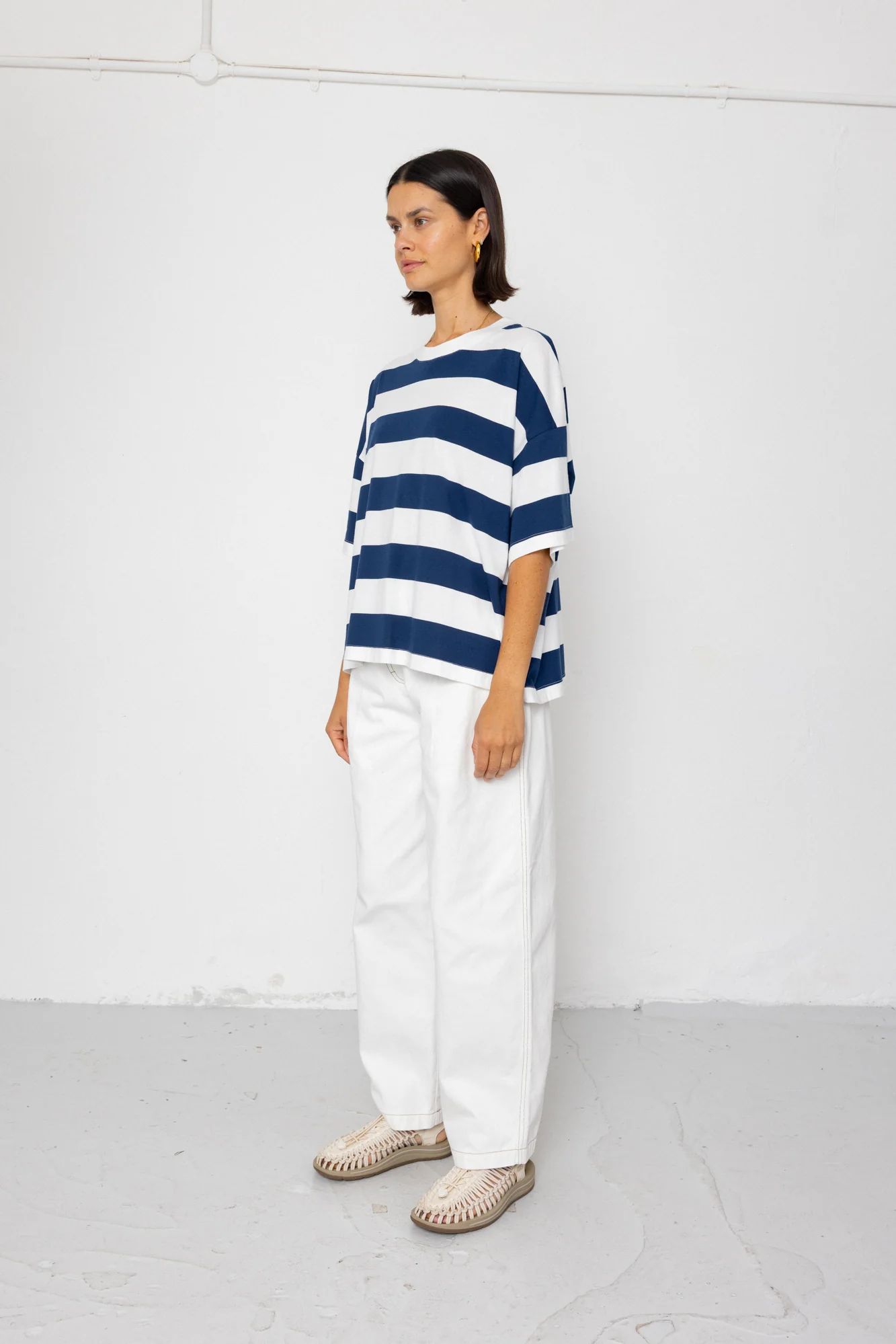 Boyfriend T-Shirt - Off White / Indigo Blue - Image 4