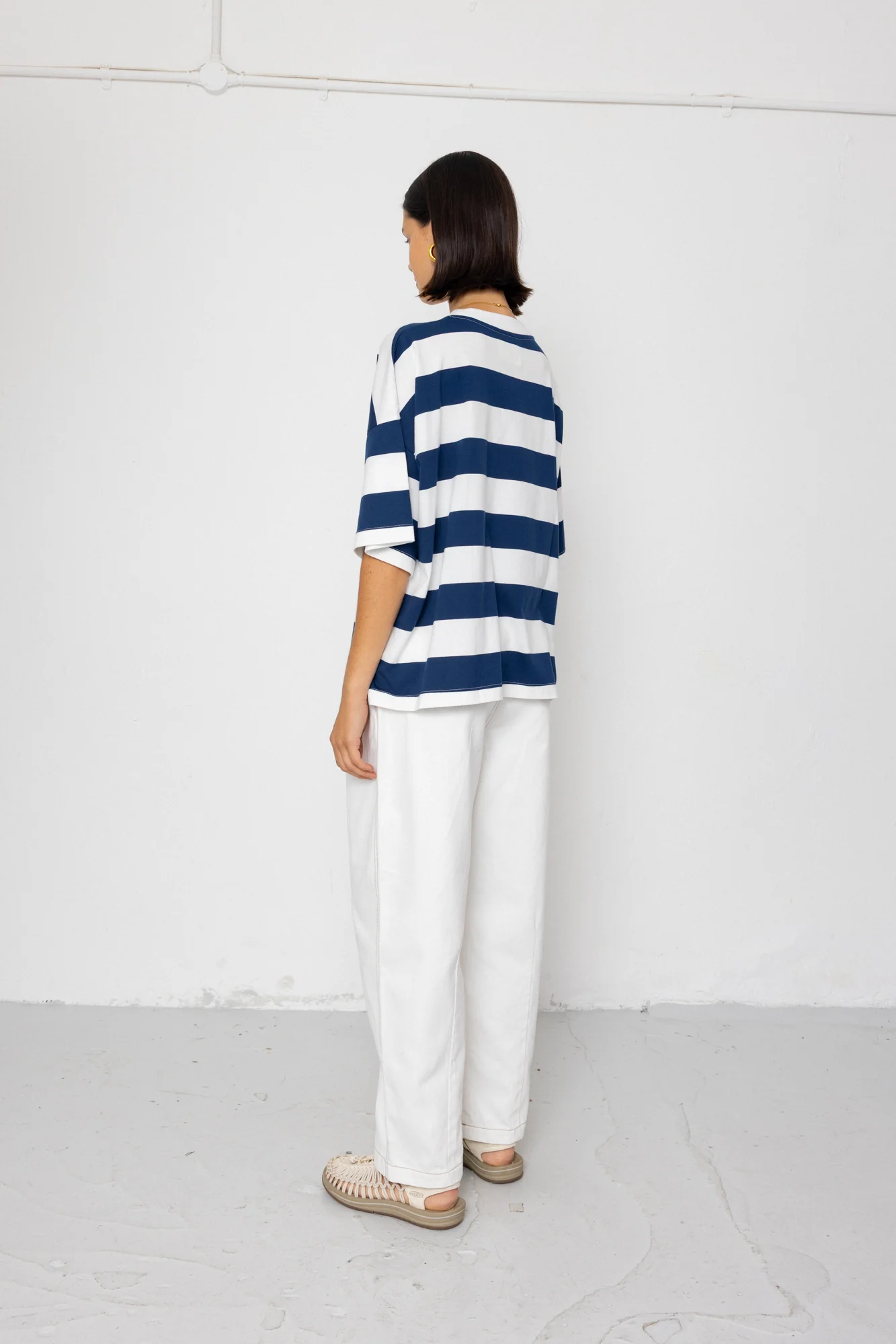 Boyfriend T-Shirt - Off White / Indigo Blue - Image 5