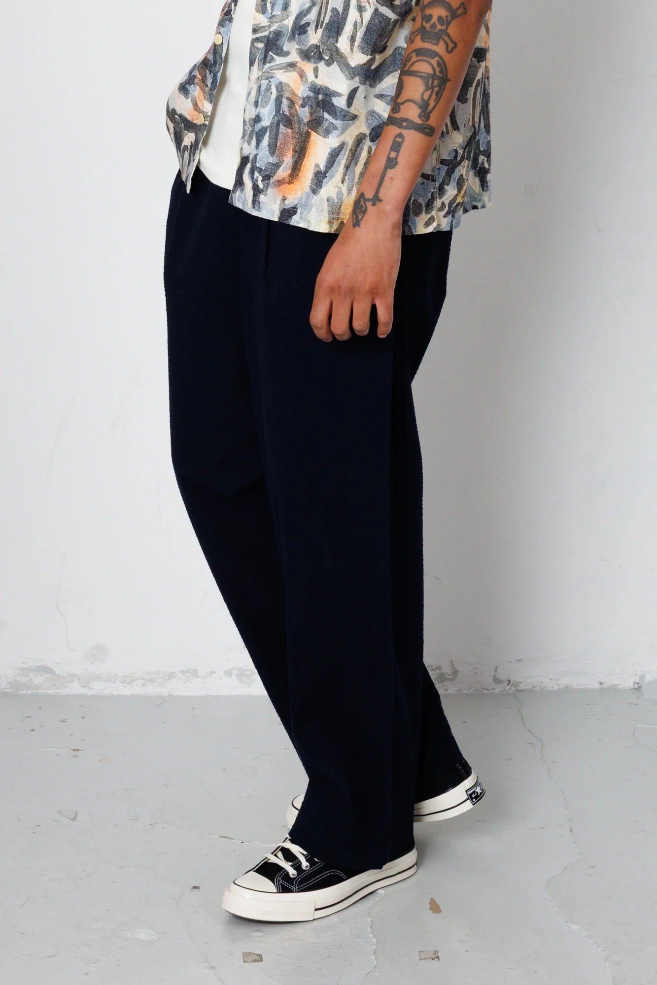 Drawcord Loose Trouser - Navy Seersucker - Image 3