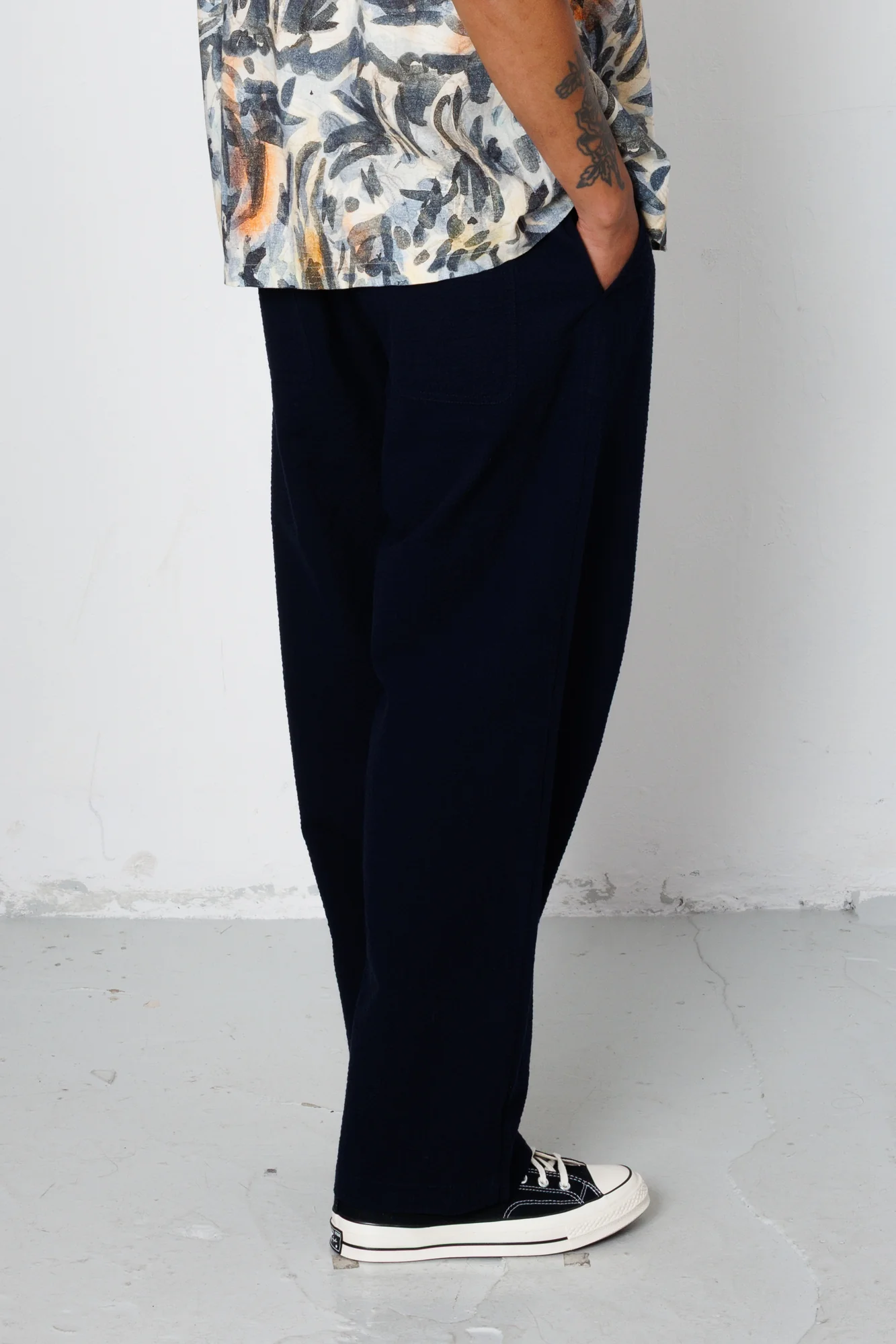 Drawcord Loose Trouser - Navy Seersucker - Image 6