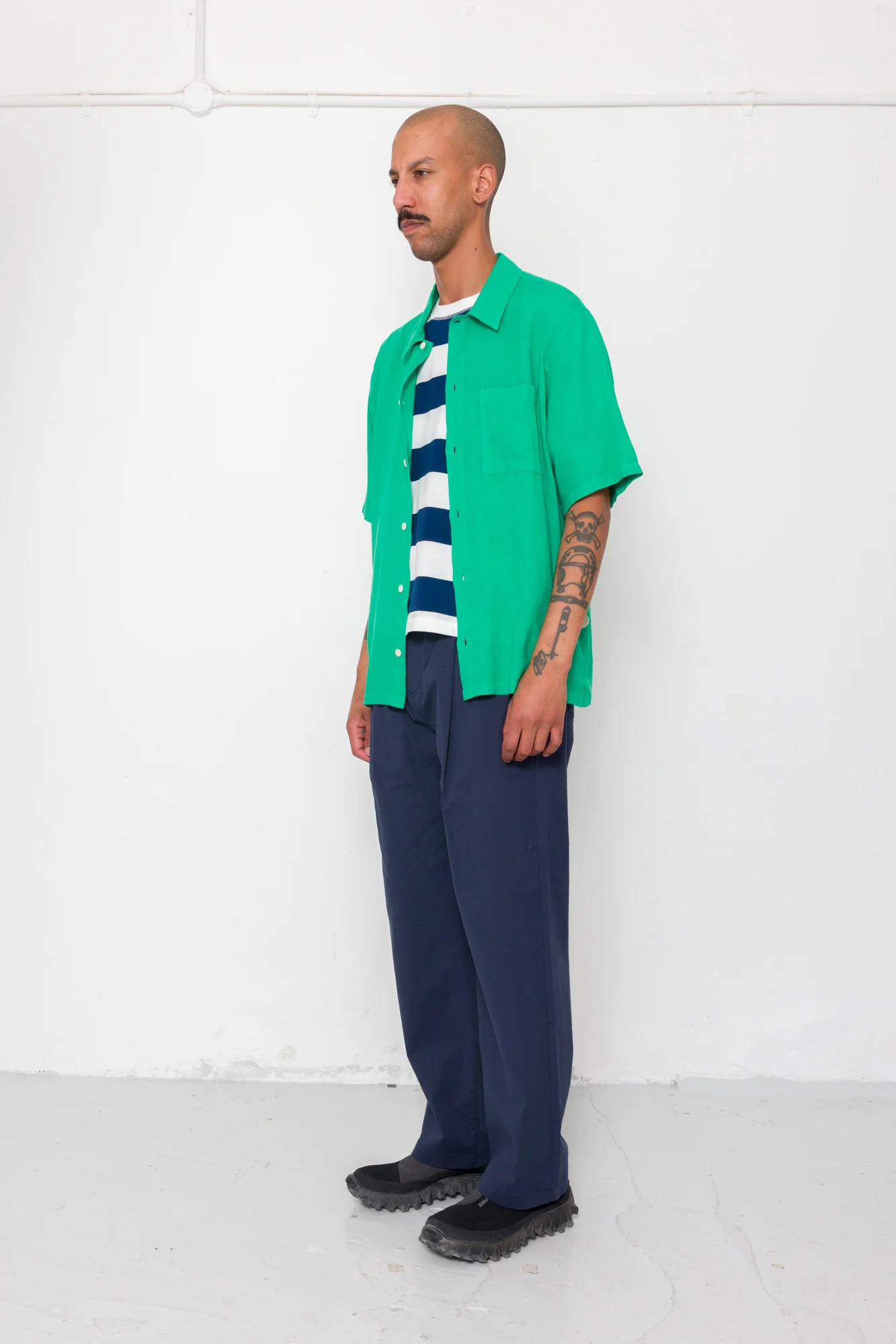 Drawcord Loose Trousers - Navy Seersucker - Image 3