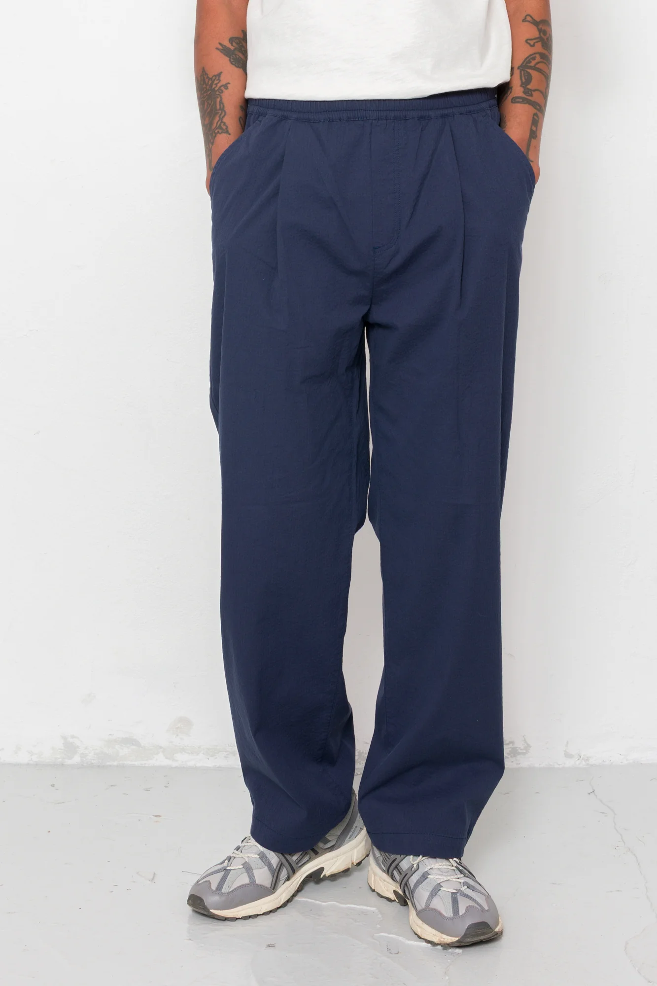 Drawcord Loose Trousers - Navy Seersucker - Image 6