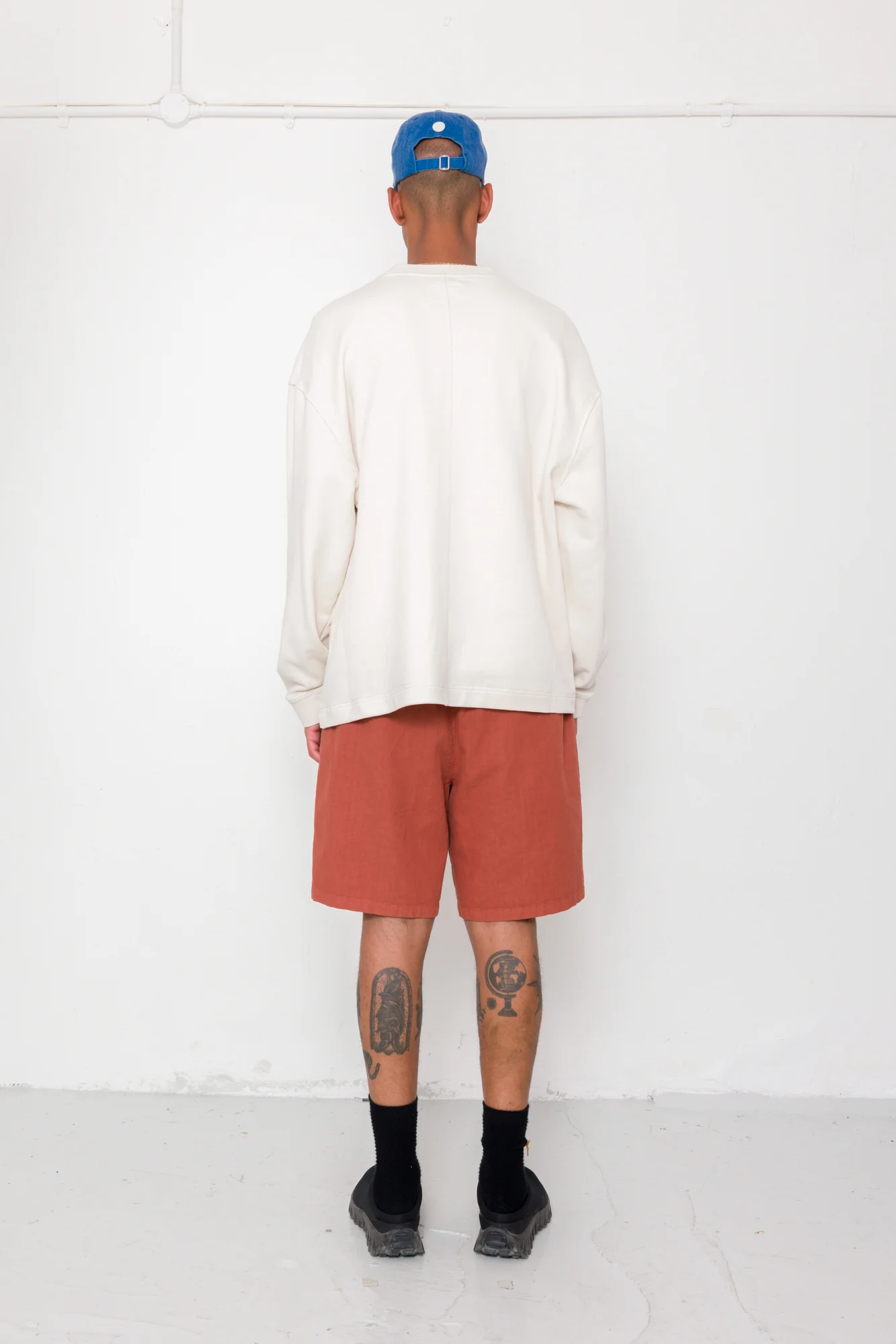 Easy Fit Sweat - Ecru - Image 10