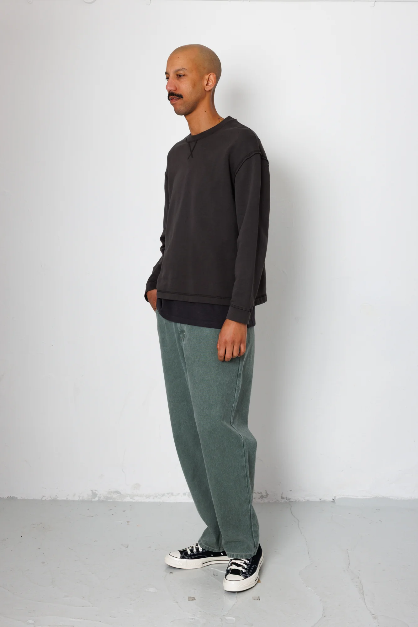 Easy Fit Sweat - Soft Black - Image 7