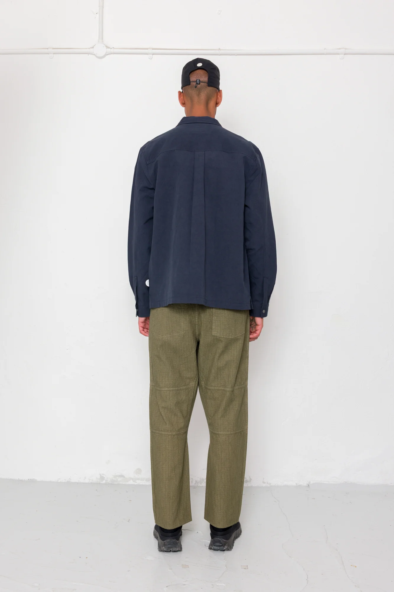 Patch Overshirt - Dark Navy Slub Linen - Image 8