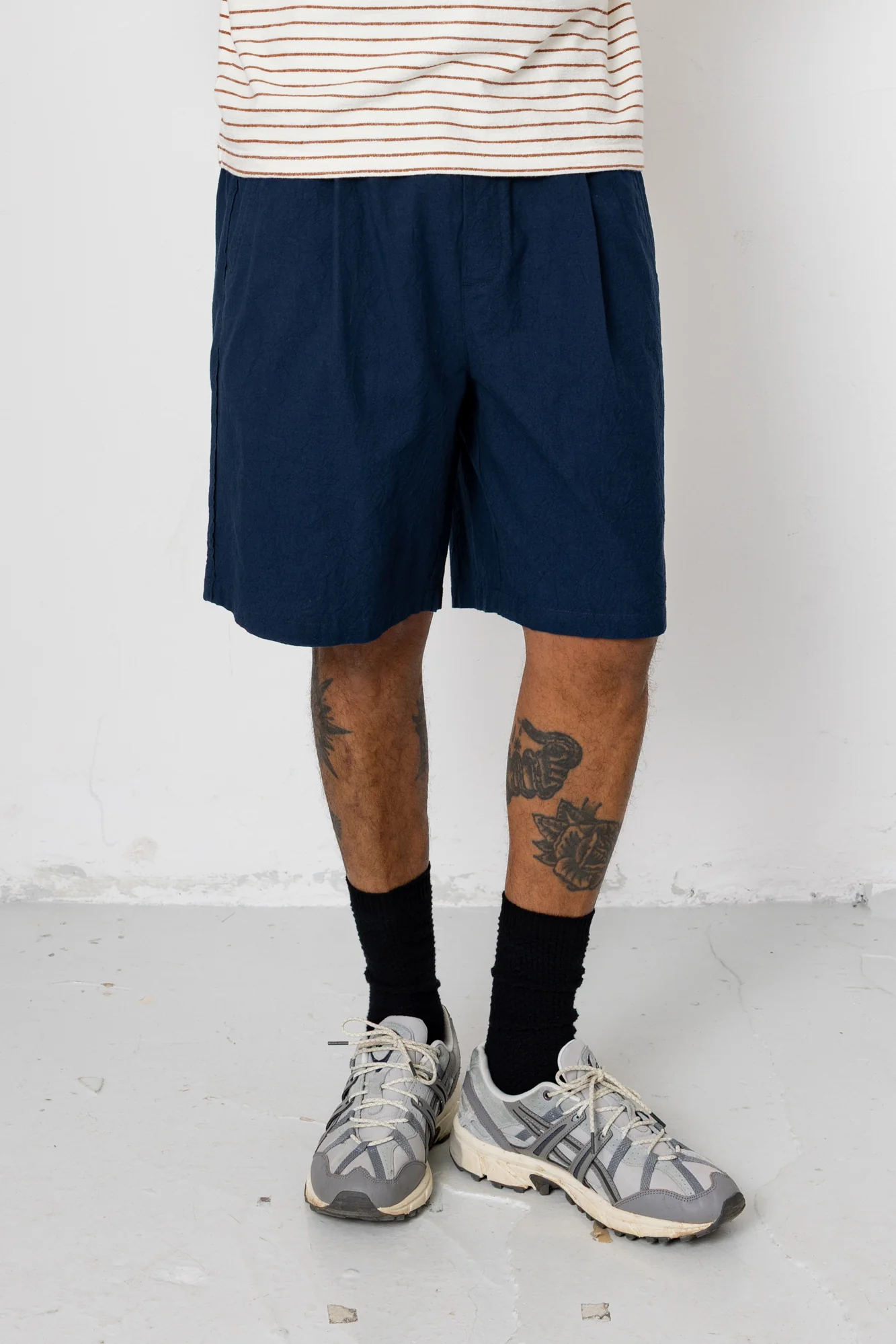 Relaxed Assembly Short - Dark Navy Crinkle - Image 5