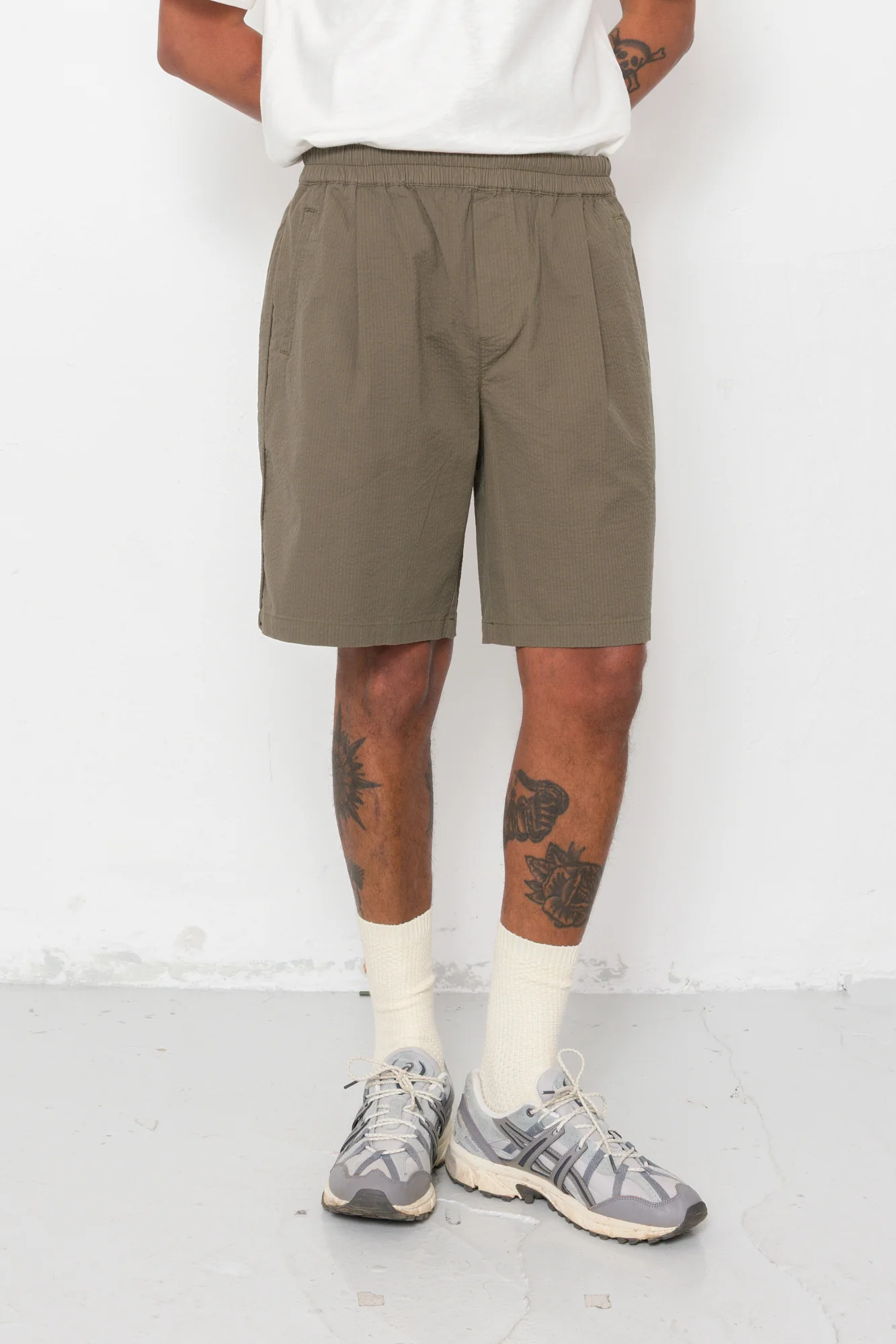 Relaxed Assembly Short - Dark Olive Seersucker - Image 3