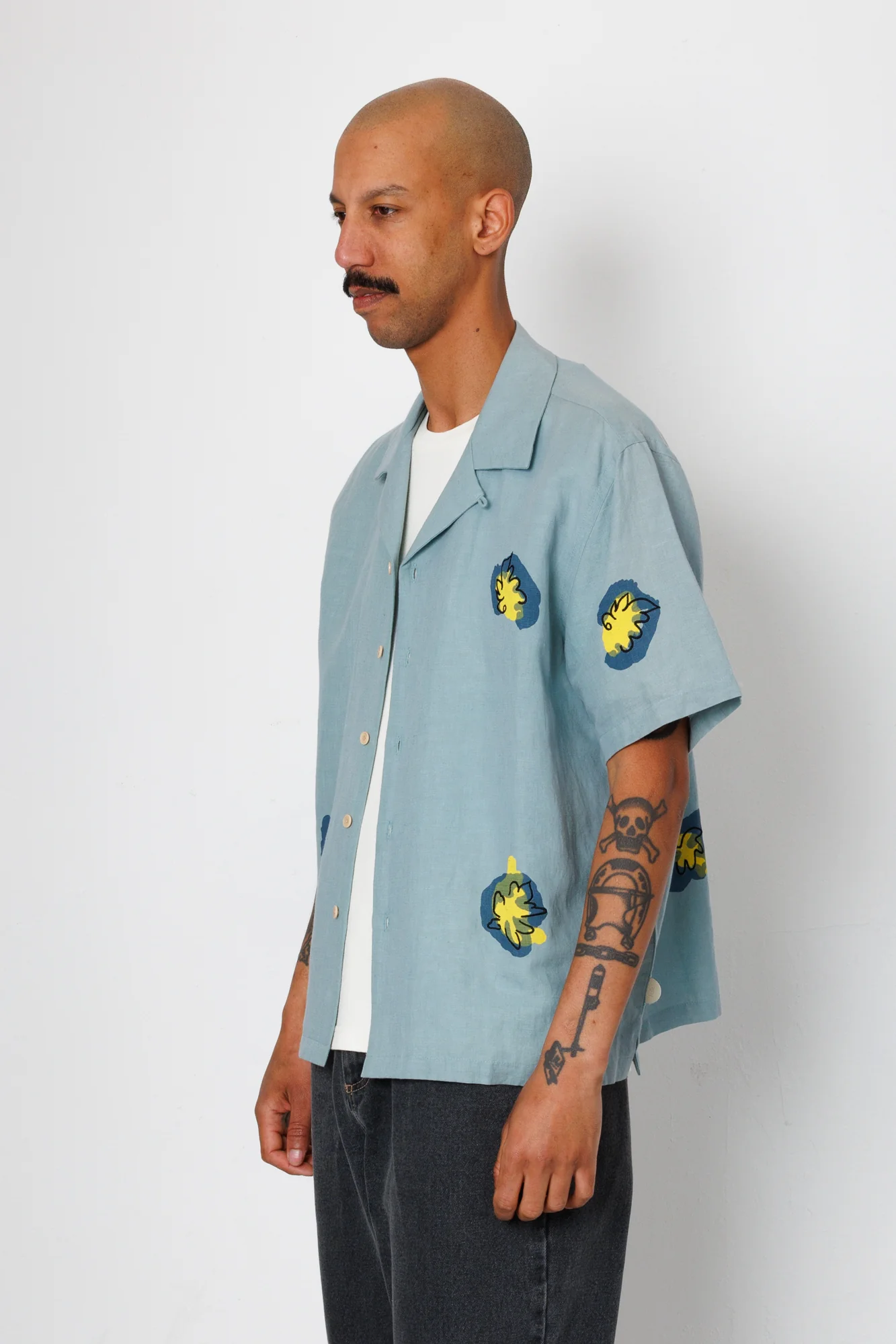 Relaxed Soft Collar Shirt - Blue Embroidered Flower | Folk x Goss Brothers - Image 6
