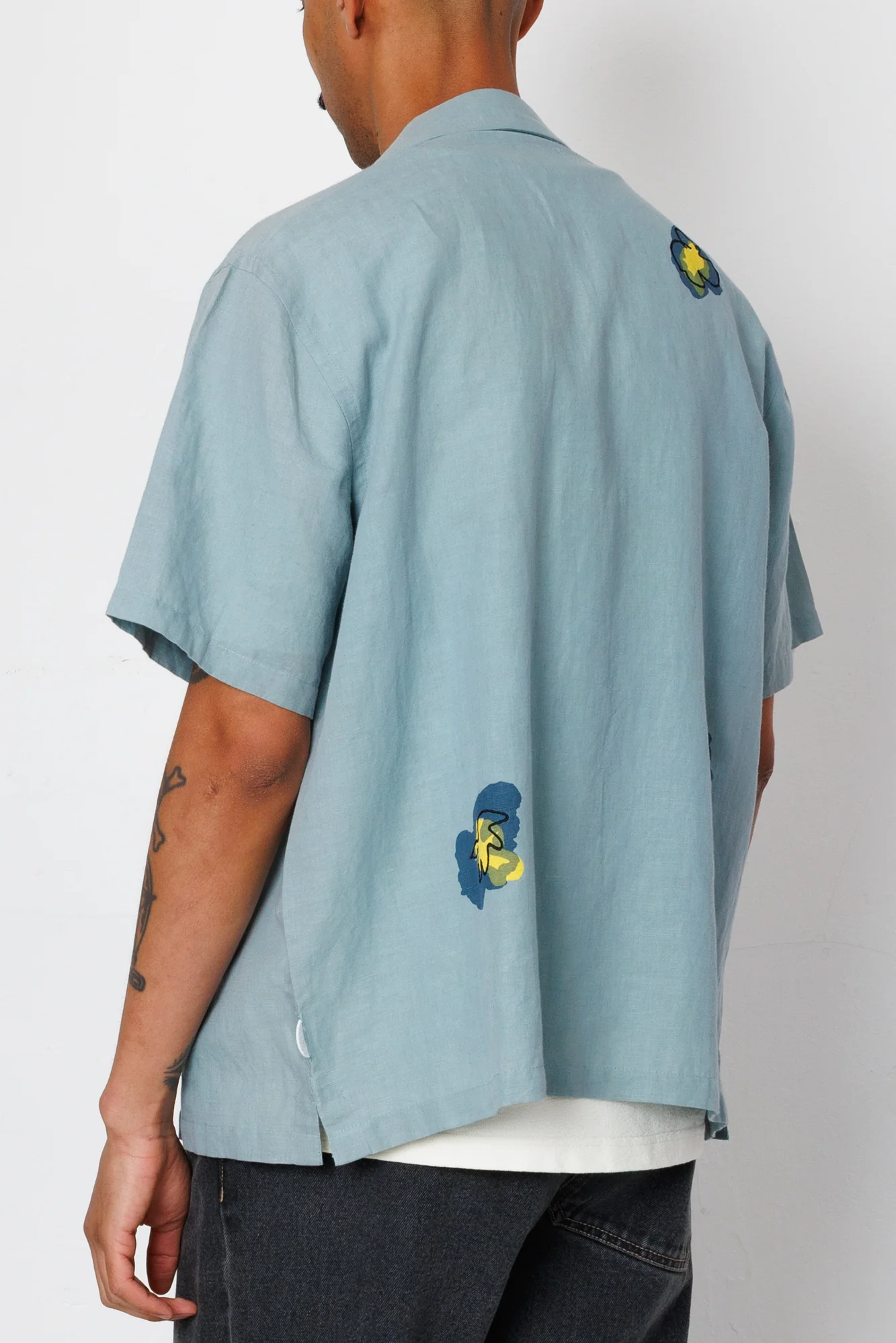 Relaxed Soft Collar Shirt - Blue Embroidered Flower | Folk x Goss Brothers - Image 8