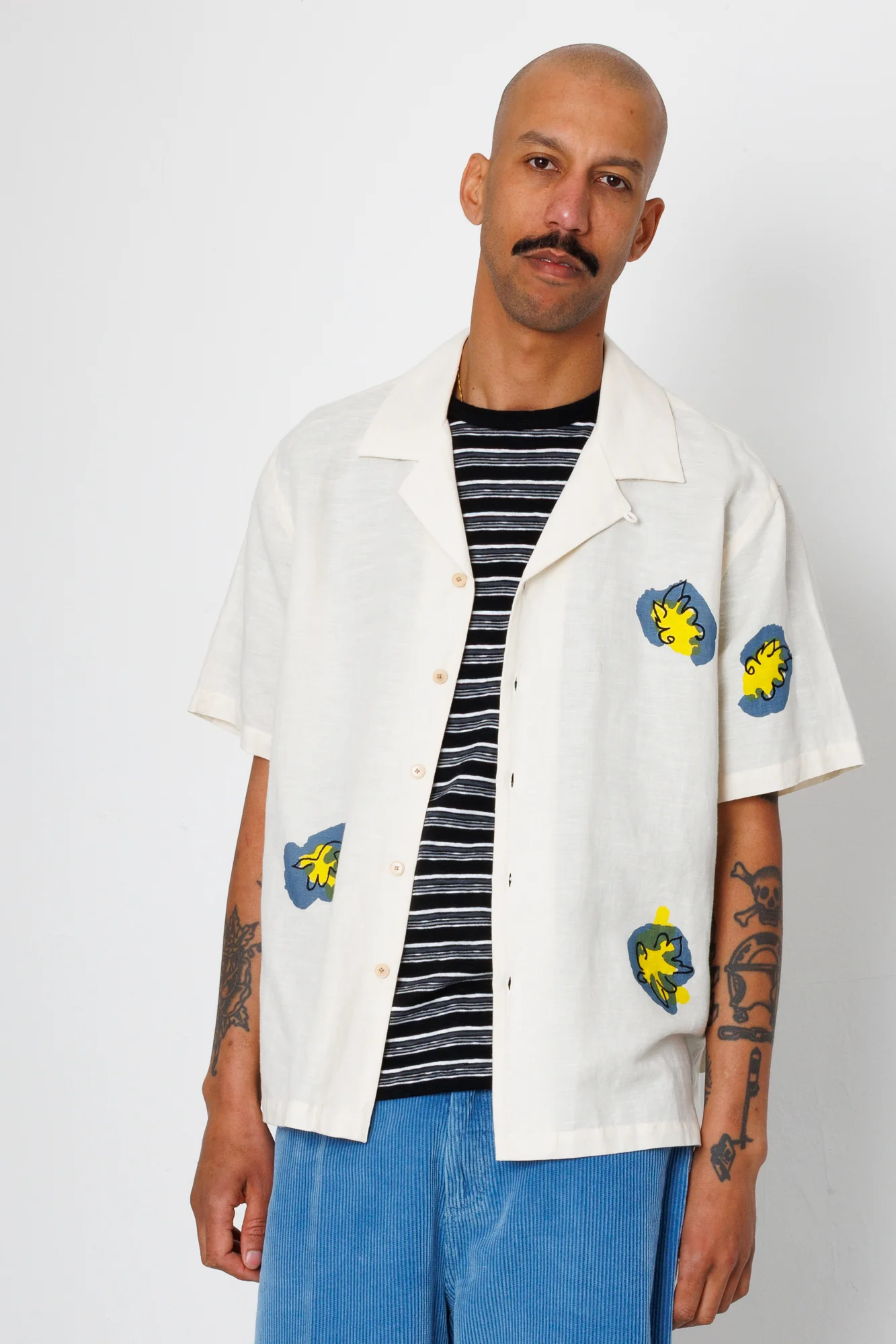 Relaxed Soft Collar Shirt - Ecru Embroidered Flower | Folk x Goss Brothers - Image 2
