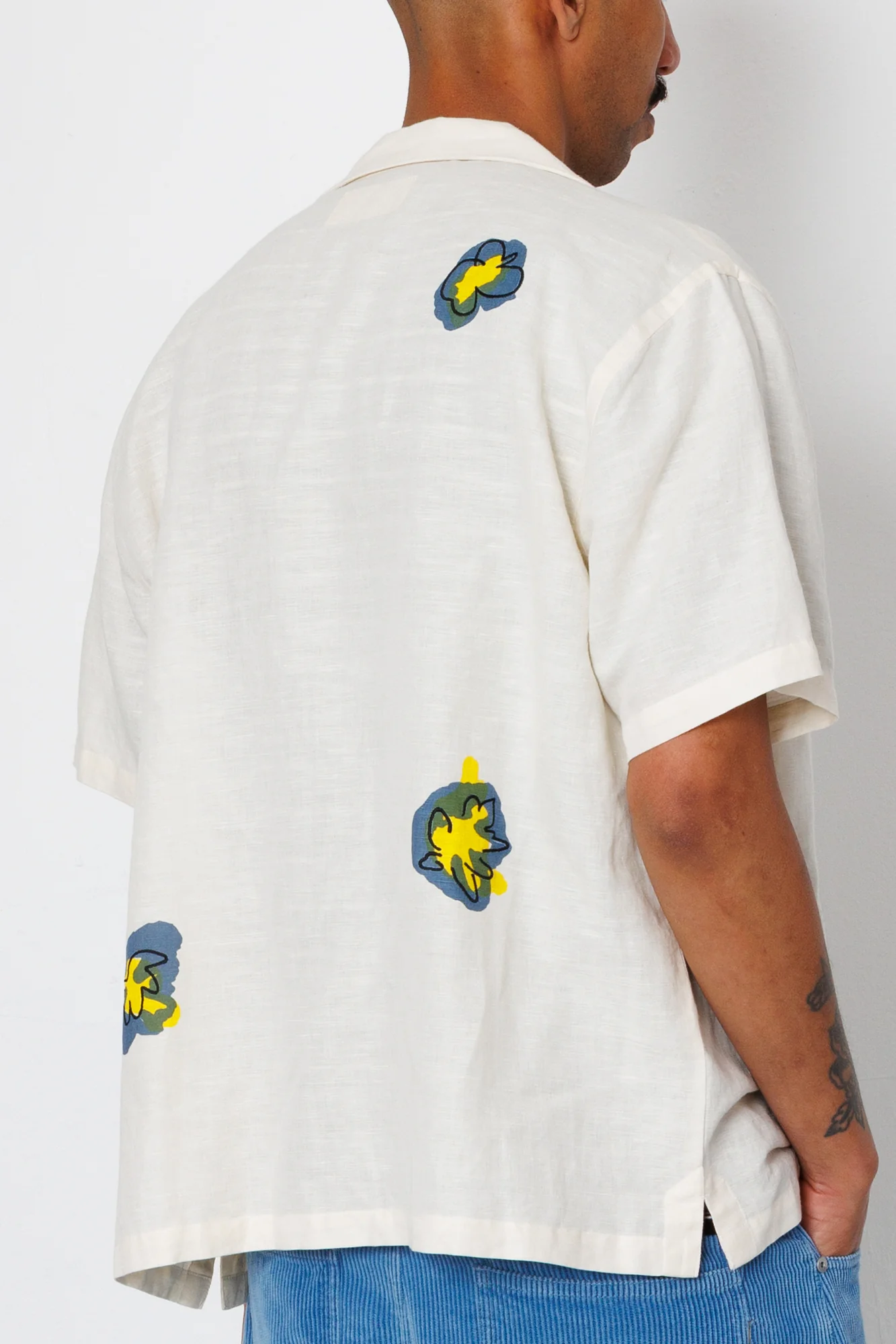Relaxed Soft Collar Shirt - Ecru Embroidered Flower | Folk x Goss Brothers - Image 6