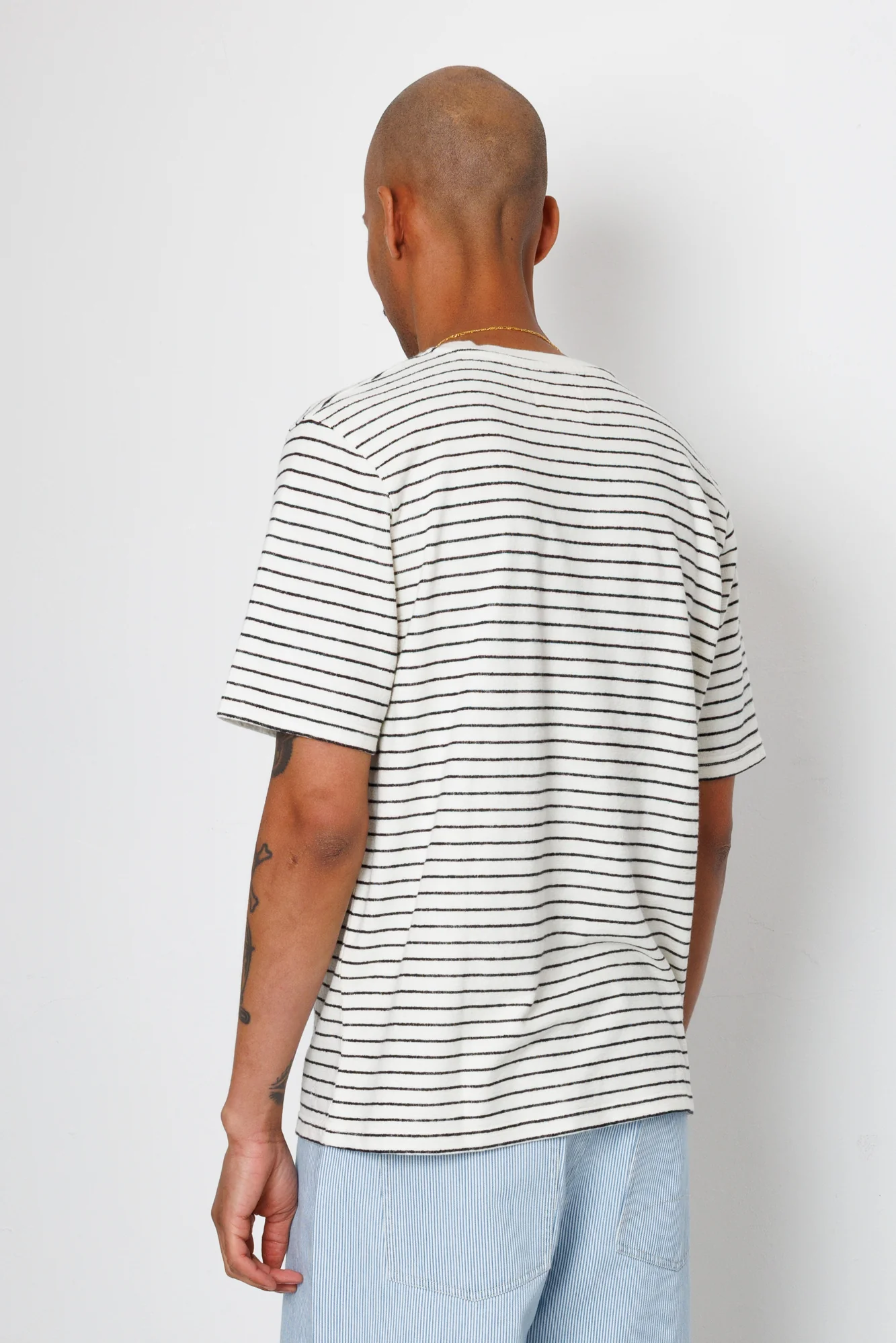 Short Sleeve Textured Striped T-Shirt - Ecru / Black - Image 7