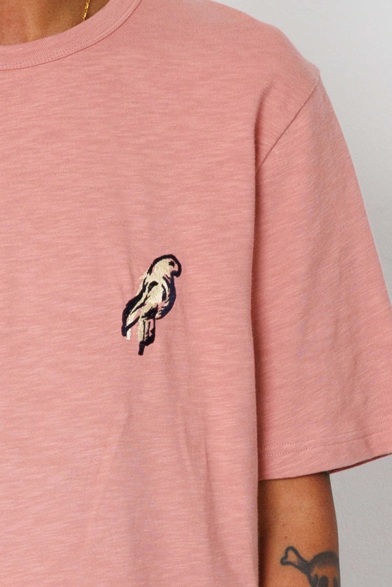 Slub Embroidery T-Shirt - Dusty Pink Parrot | Folk x Goss Brothers - Image 4