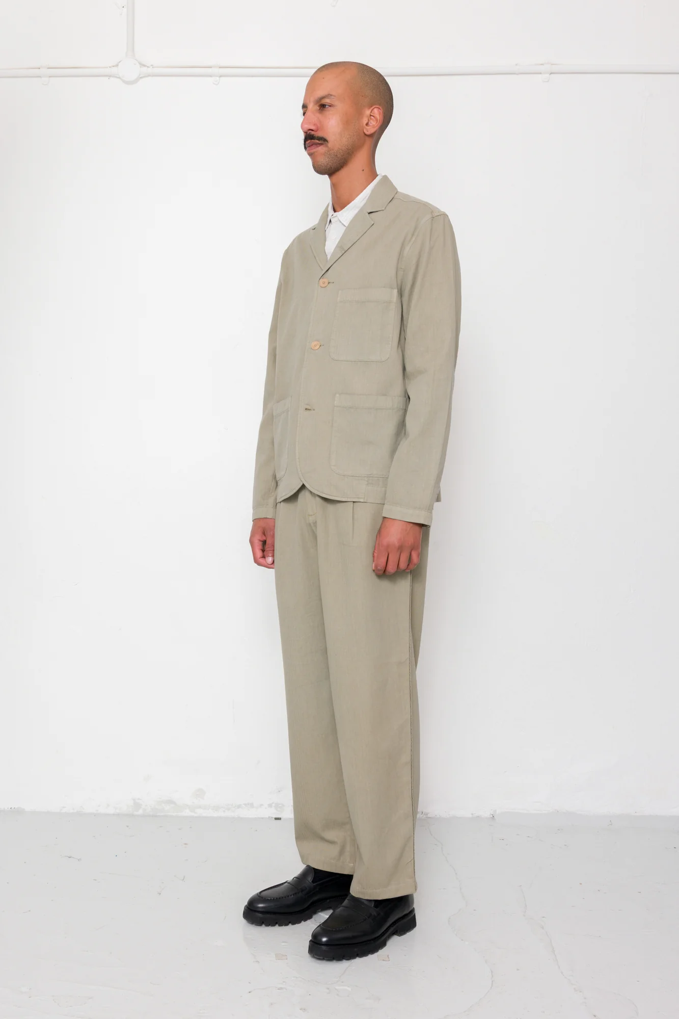 Wide Fit Blazer - Silver Sage Herringbone - Image 3