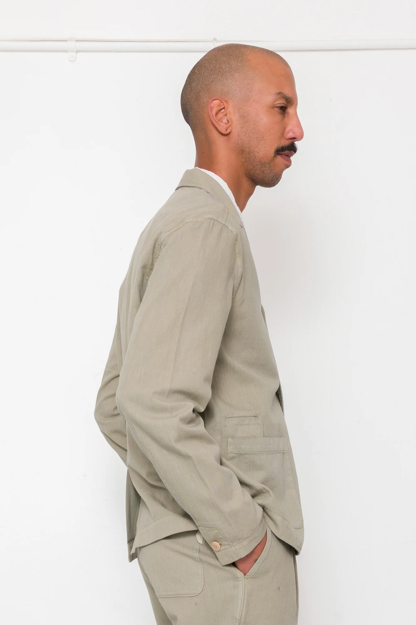 Wide Fit Blazer - Silver Sage Herringbone - Image 6